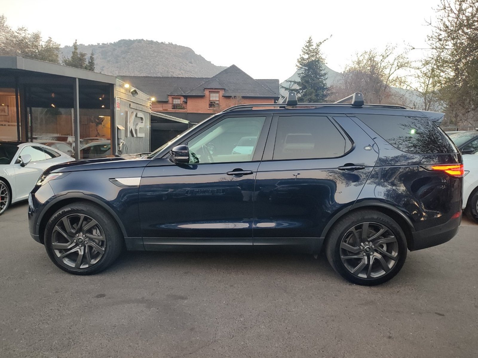 Land Rover DISCOVERY 3.0 V6 S/C 4X4 HSE 2020 - Foto 5 de 20
