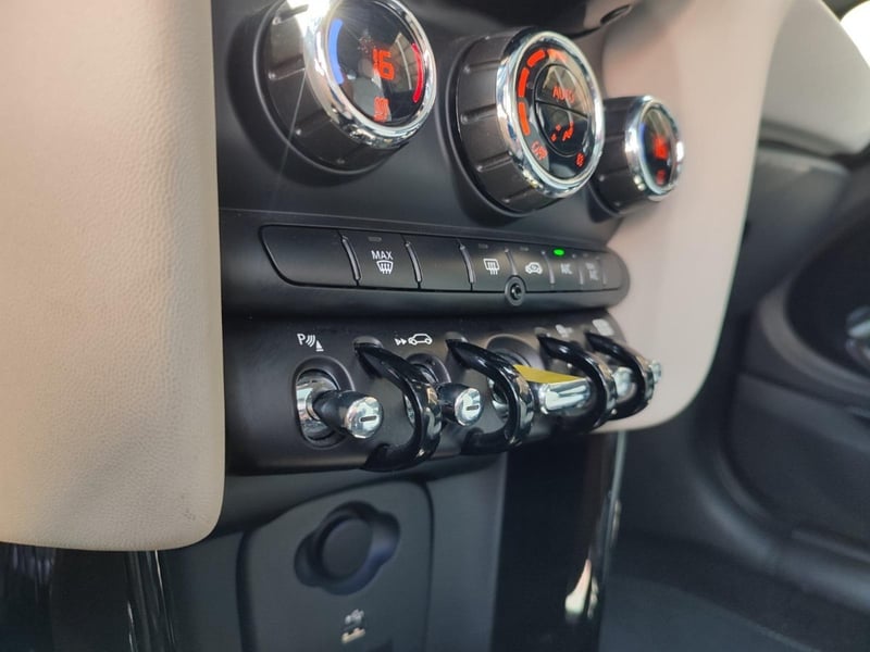 Mini COOPER SE ELECTRIC HB ICONIC 2021 - Imagen 14 de 18