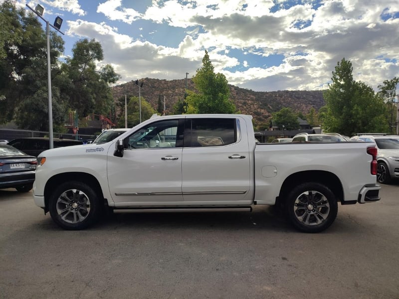 Chevrolet SILVERADO HIGH COUNTRY 3.0 DT 4WD 2024 - Imagen 4 de 16