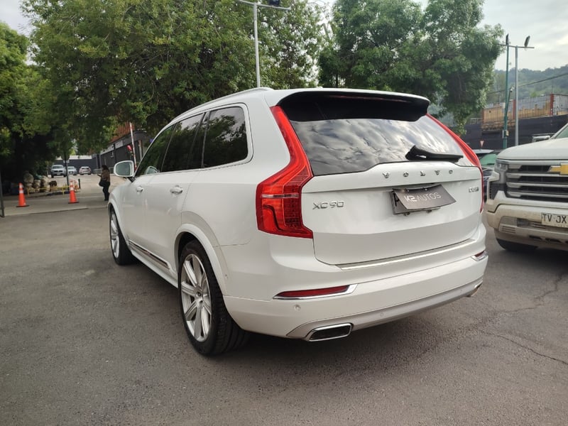 Volvo XC90 D5 INSCRIPTION 2.0 4WD 2020 - Imagen 6 de 19
