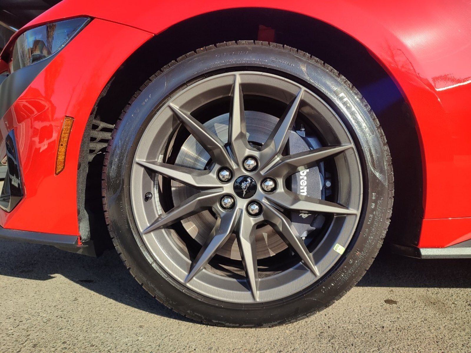 FORD MUSTANG DARK HORSE 5.0 2026 - Foto 3 de 18