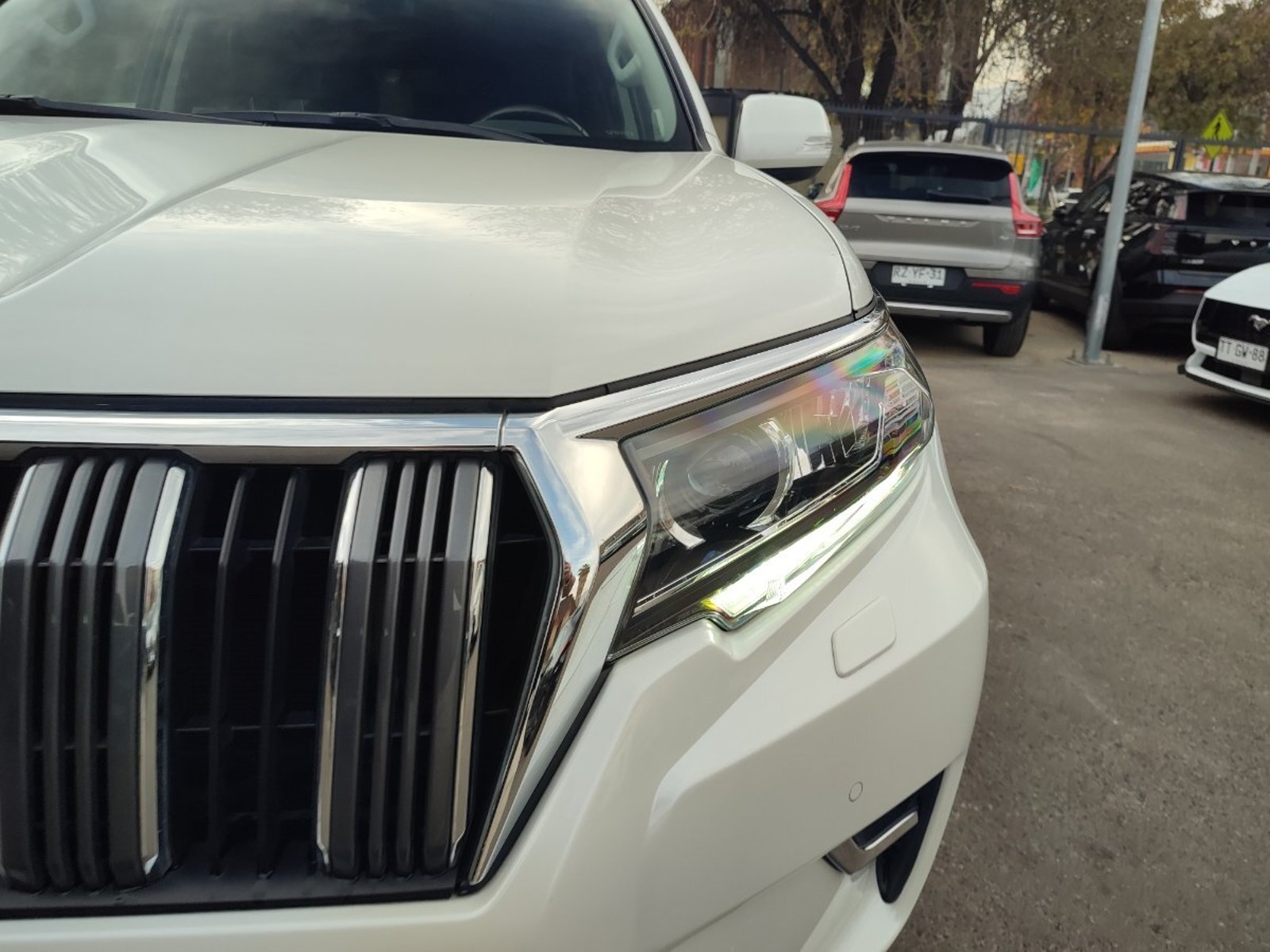TOYOTA LAND CRUISER PRADO VX-L 5P 4WD 4.0 2023 - Imagen 3 de 15