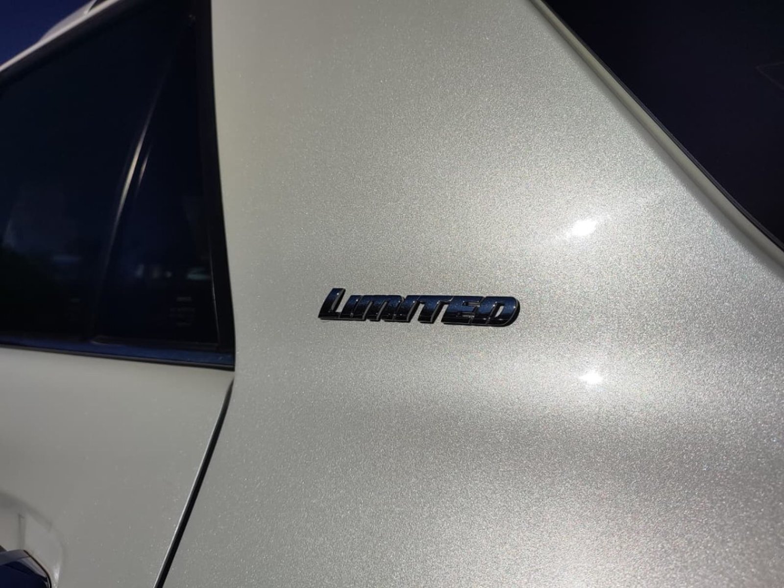 TOYOTA 4 RUNNER LIMITED 4.0 4X4 2024 - Imagen 8 de 18