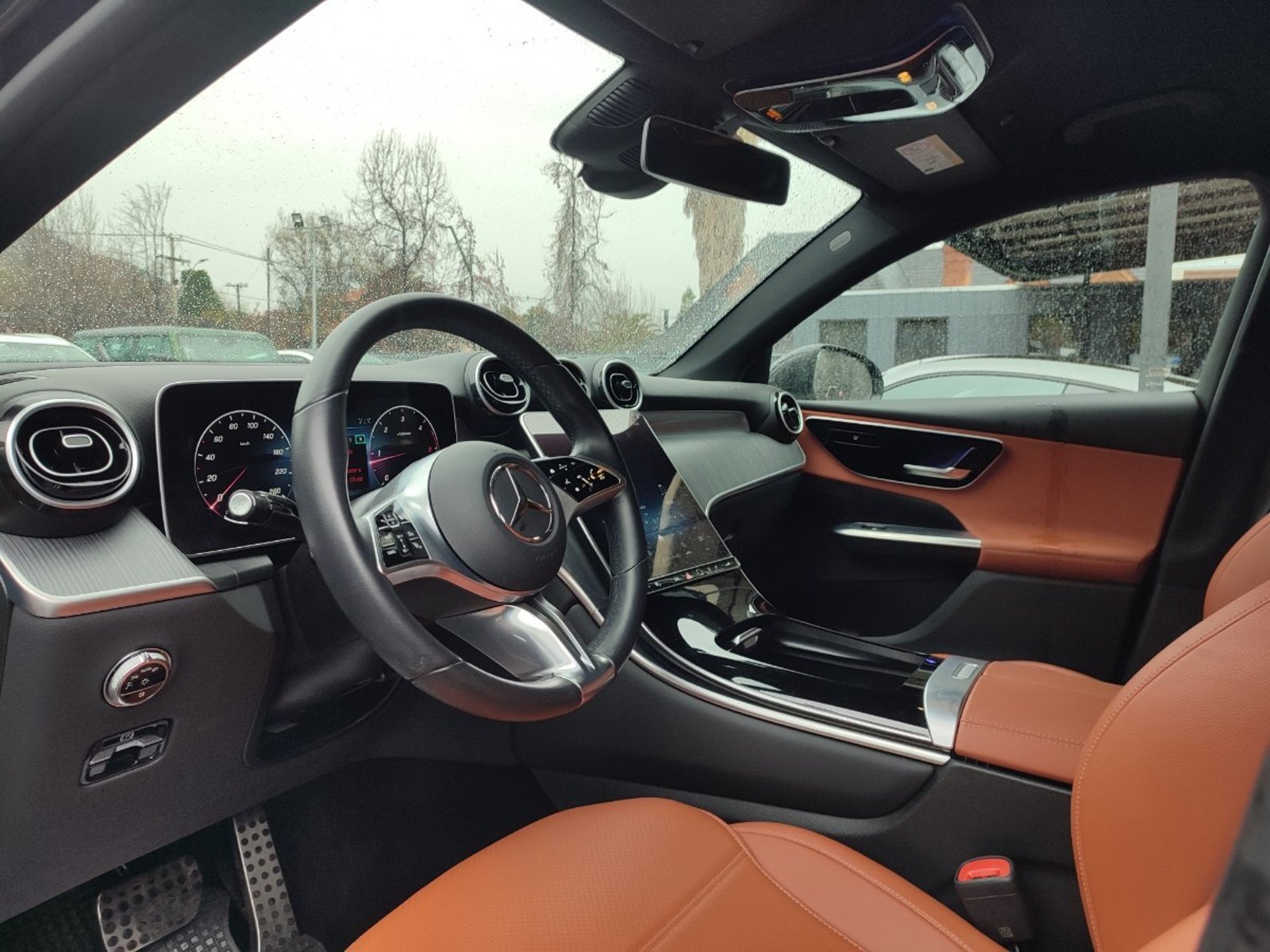 Mercedes-Benz GLC 220D COUPE 2.0 4MATIC AT 2024 - Imagen 11 de 17