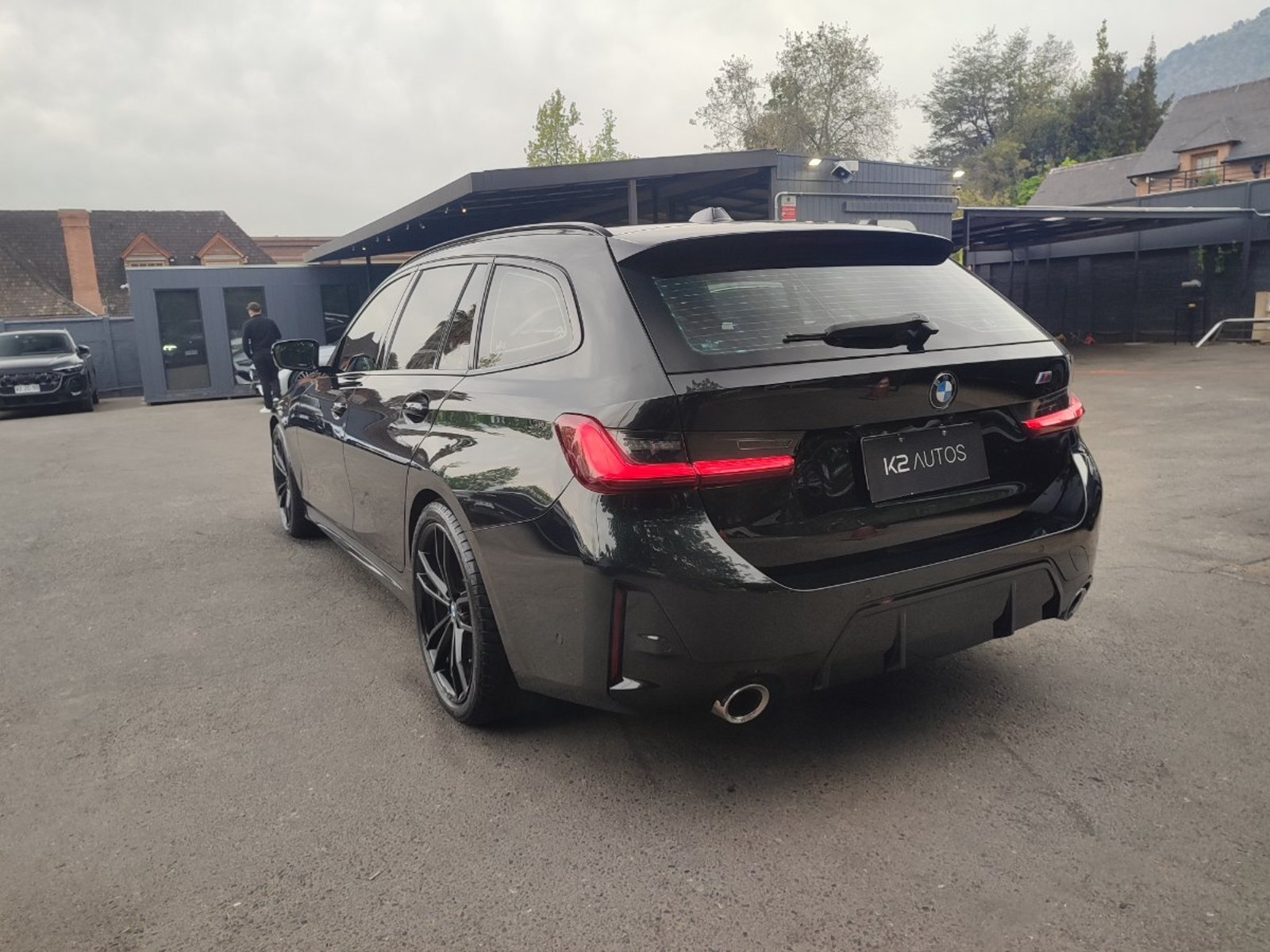 BMW 330I TOURING 2.0 LCI M SPORT 2024 - Foto 5 de 16