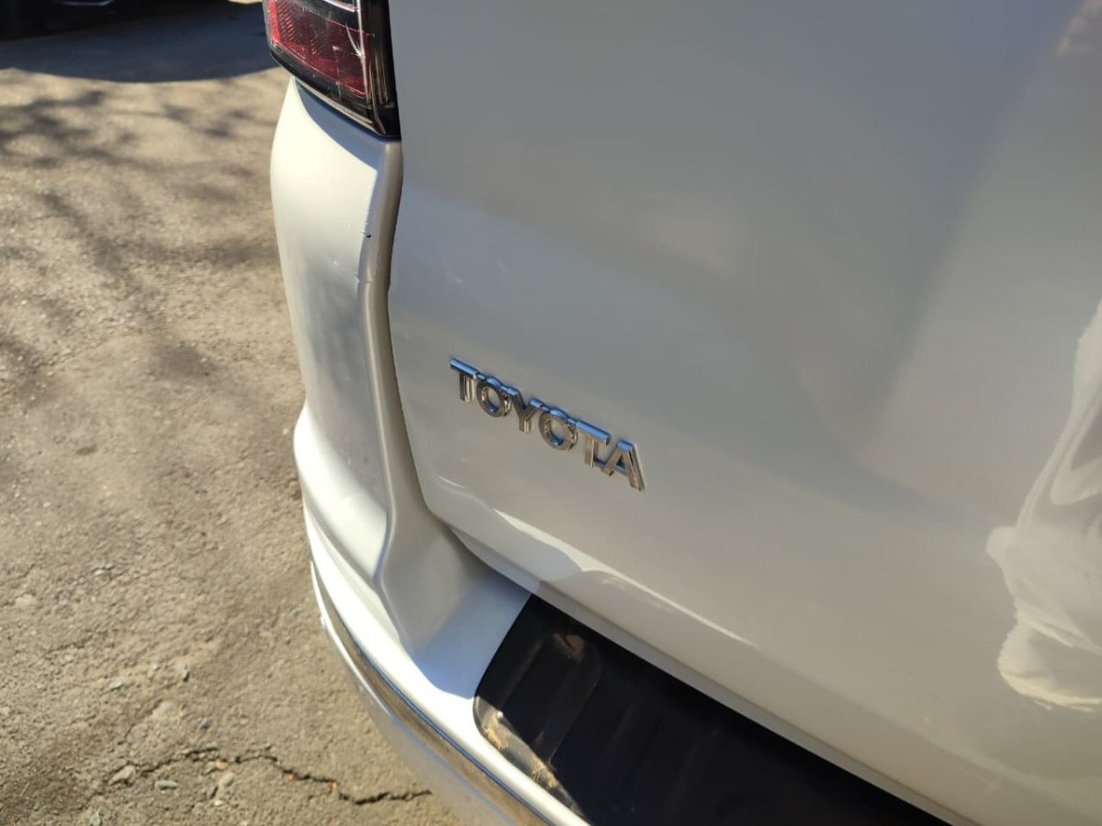 TOYOTA 4 RUNNER LIMITED 4.0 4X4 2024 - Imagen 9 de 18