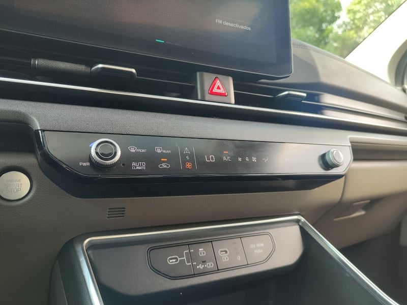 Kia CARNIVAL EX 2.2 8AT 2025 - Imagen 17 de 20