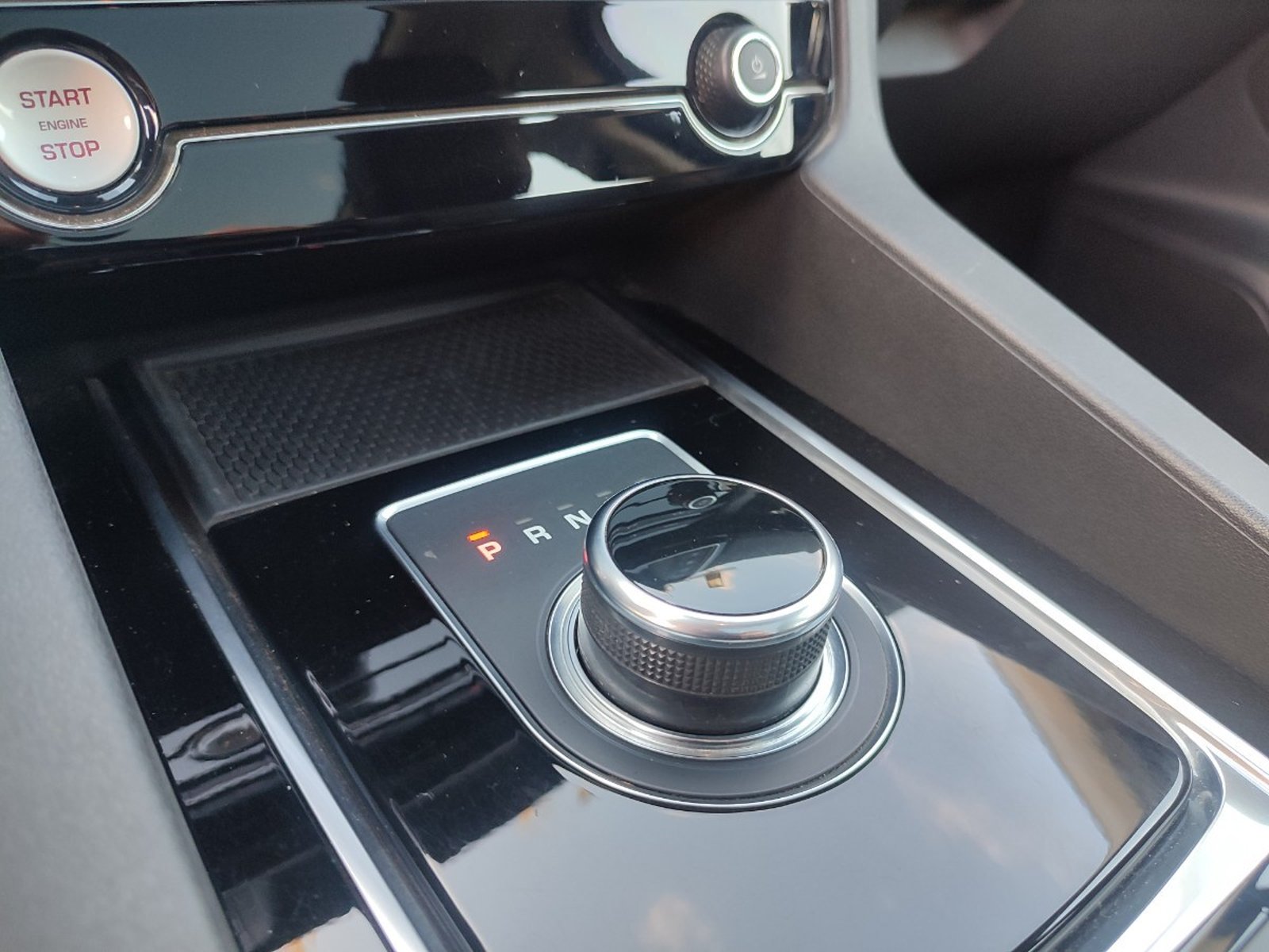 Jaguar F-PACE PRESTIGE 2.0D 4X4 2019 - Imagen 14 de 17