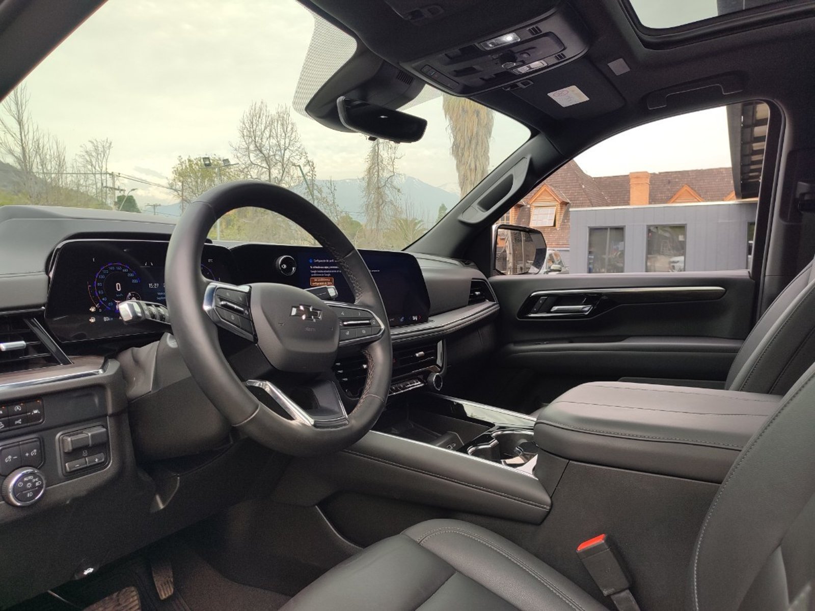 Chevrolet TAHOE Z71 5.3 4WD 2025 - Imagen 10 de 16