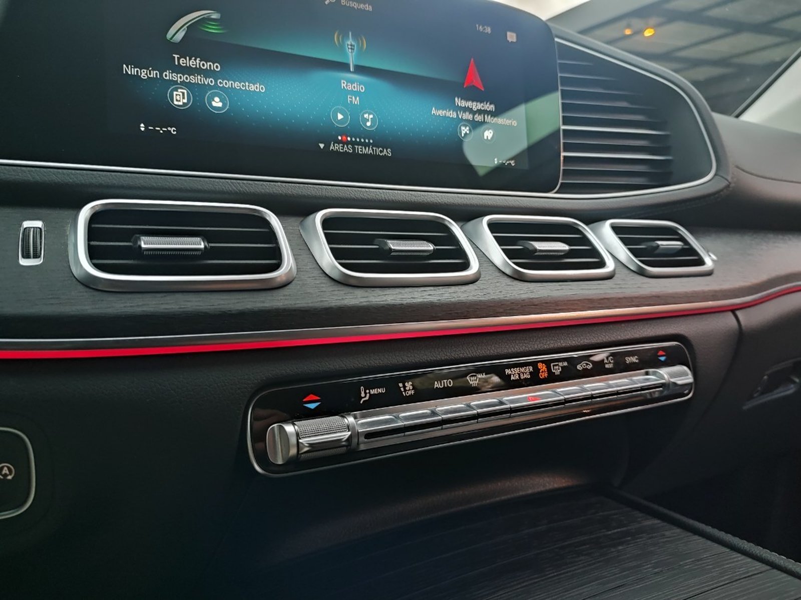 Mercedes-Benz GLE 350D COUPE 3.0 4MATIC 2023 - Imagen 15 de 17