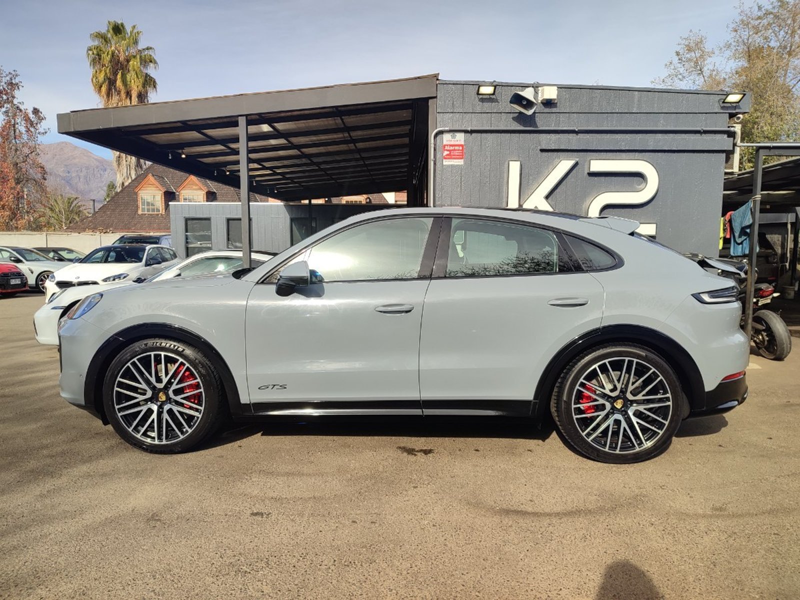 Porsche CAYENNE COUPE GTS 4.0 V8 4WD 2025 - Foto 5 de 19