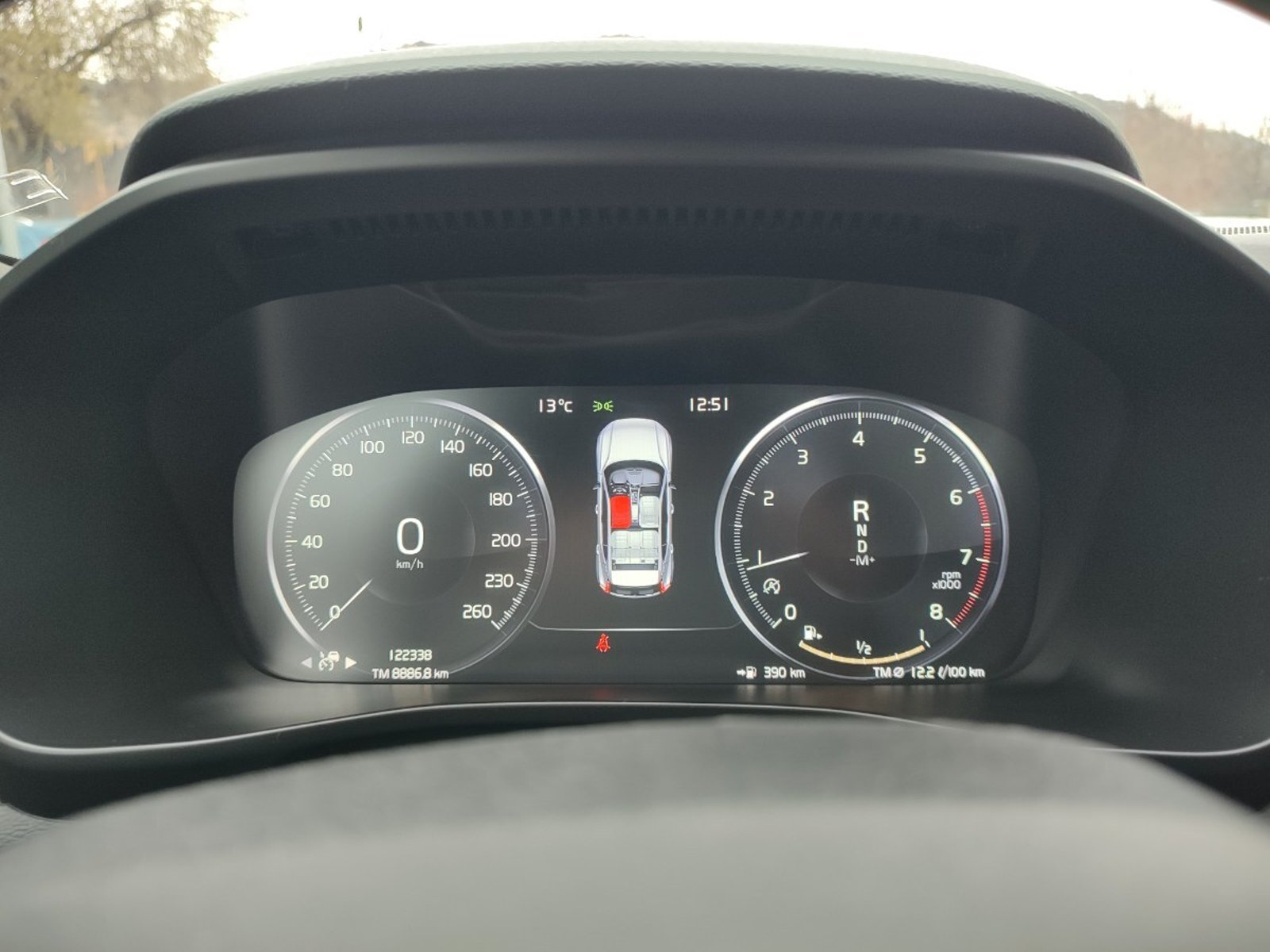 VOLVO XC40 T5 R-DESIGN PLUS 2.0 AWD 2019 - Imagen 18 de 18