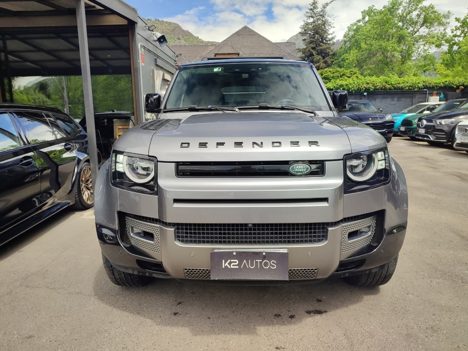 Land Rover DEFENDER X-DYNAMIC S 3.0 4WD 2024 - Foto 2 de 16
