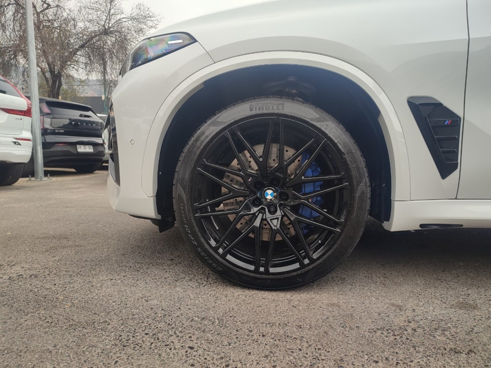 BMW X5 M COMPETITION 4.4 V8 4WD 2024 - Imagen 4 de 19