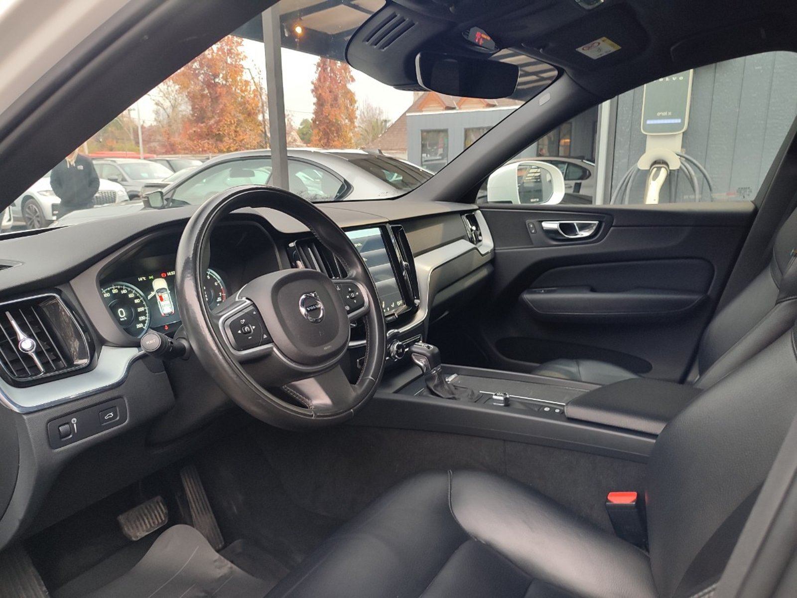 VOLVO XC60 T5 KINETIC AWD 2.0 2018 - Imagen 10 de 16