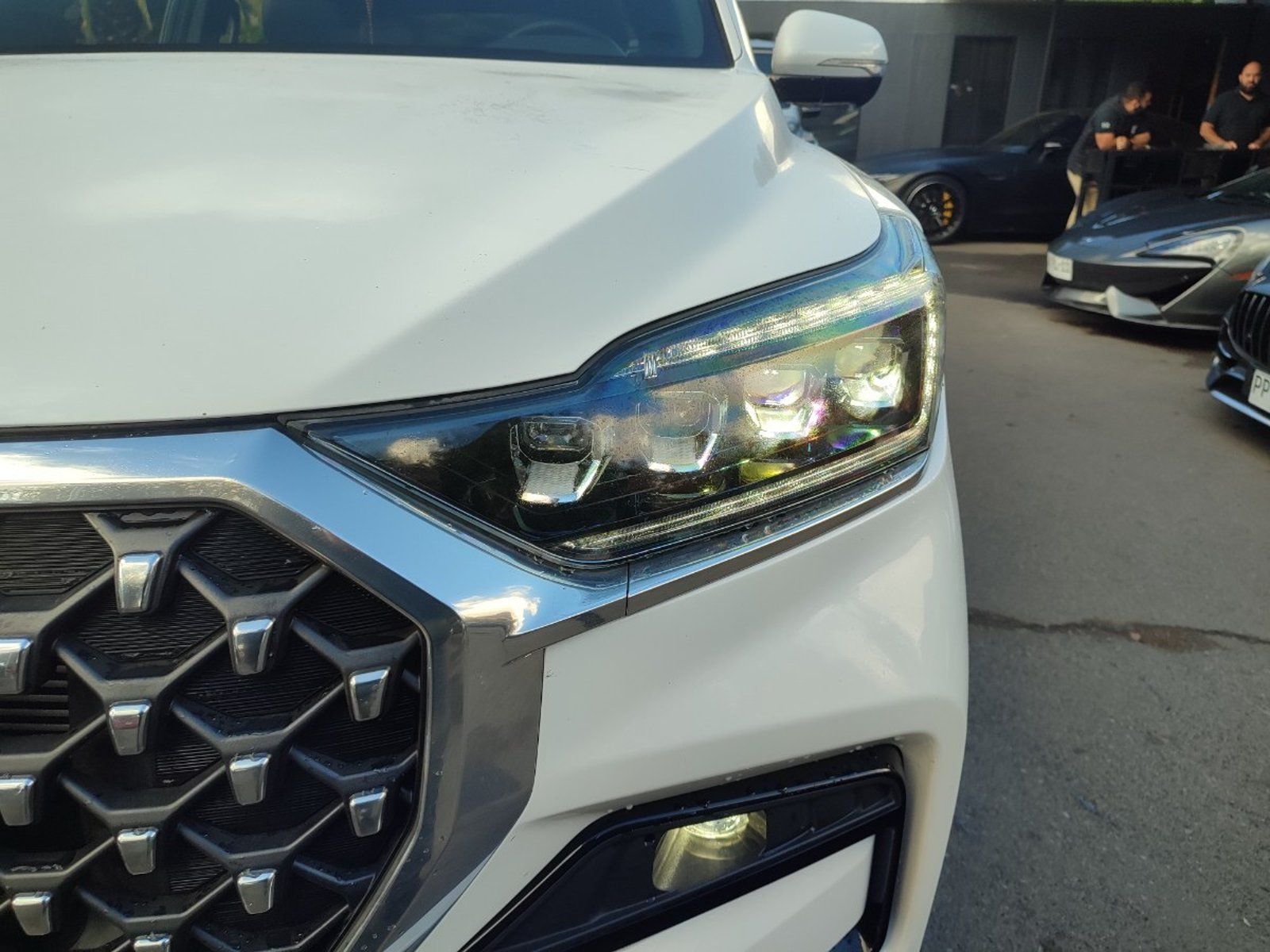 SSANGYONG REXTON LIMITED PLUS 4X4 2.2 AUT 2024 - Foto 3 de 18