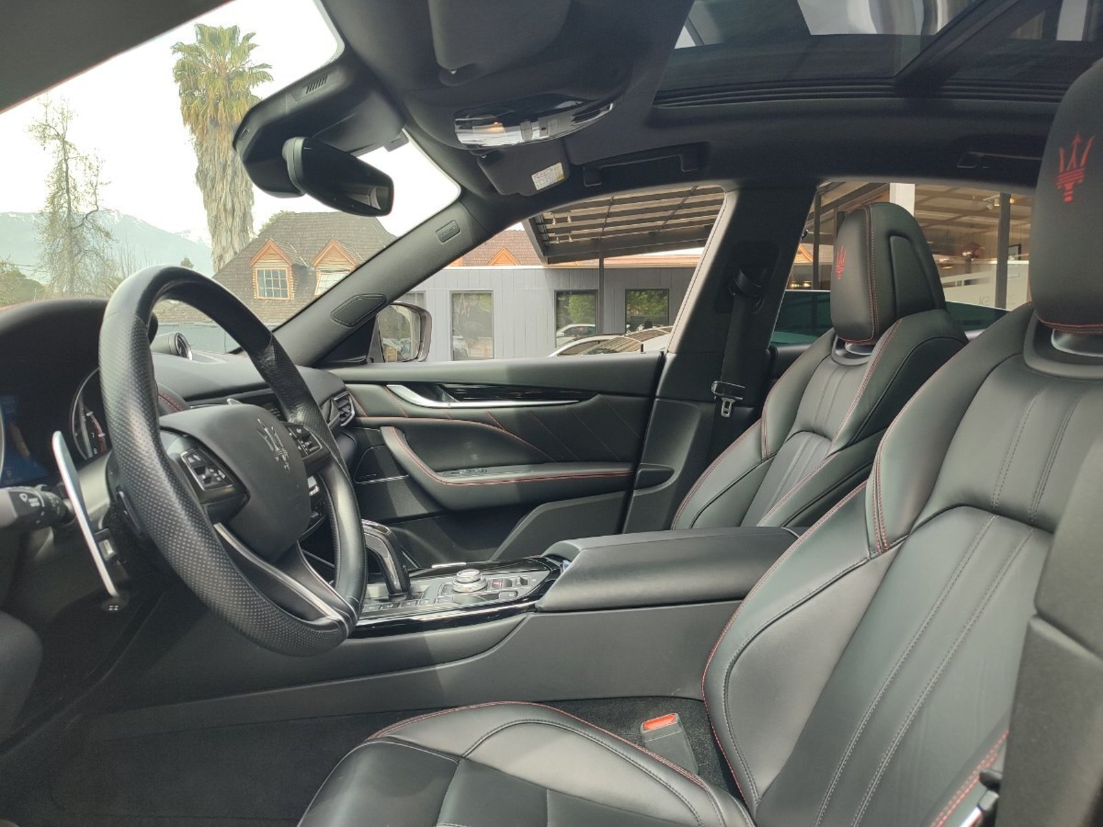 Maserati LEVANTE GRANSPORT 3.0 Q4 AT 2021 - Imagen 12 de 18