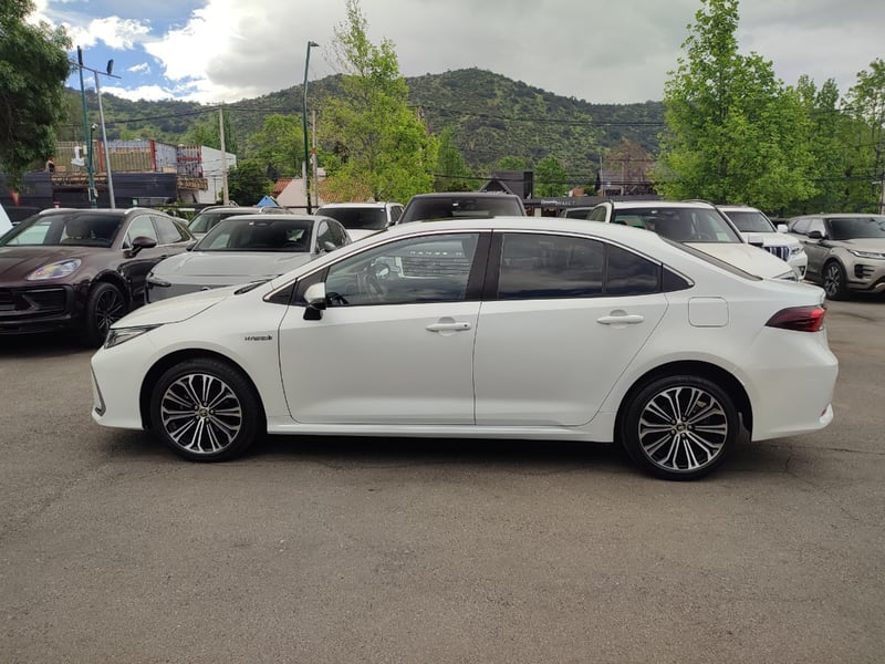 Toyota COROLLA HEV 1.8 SEG CVT AT 2022 - Imagen 4 de 15