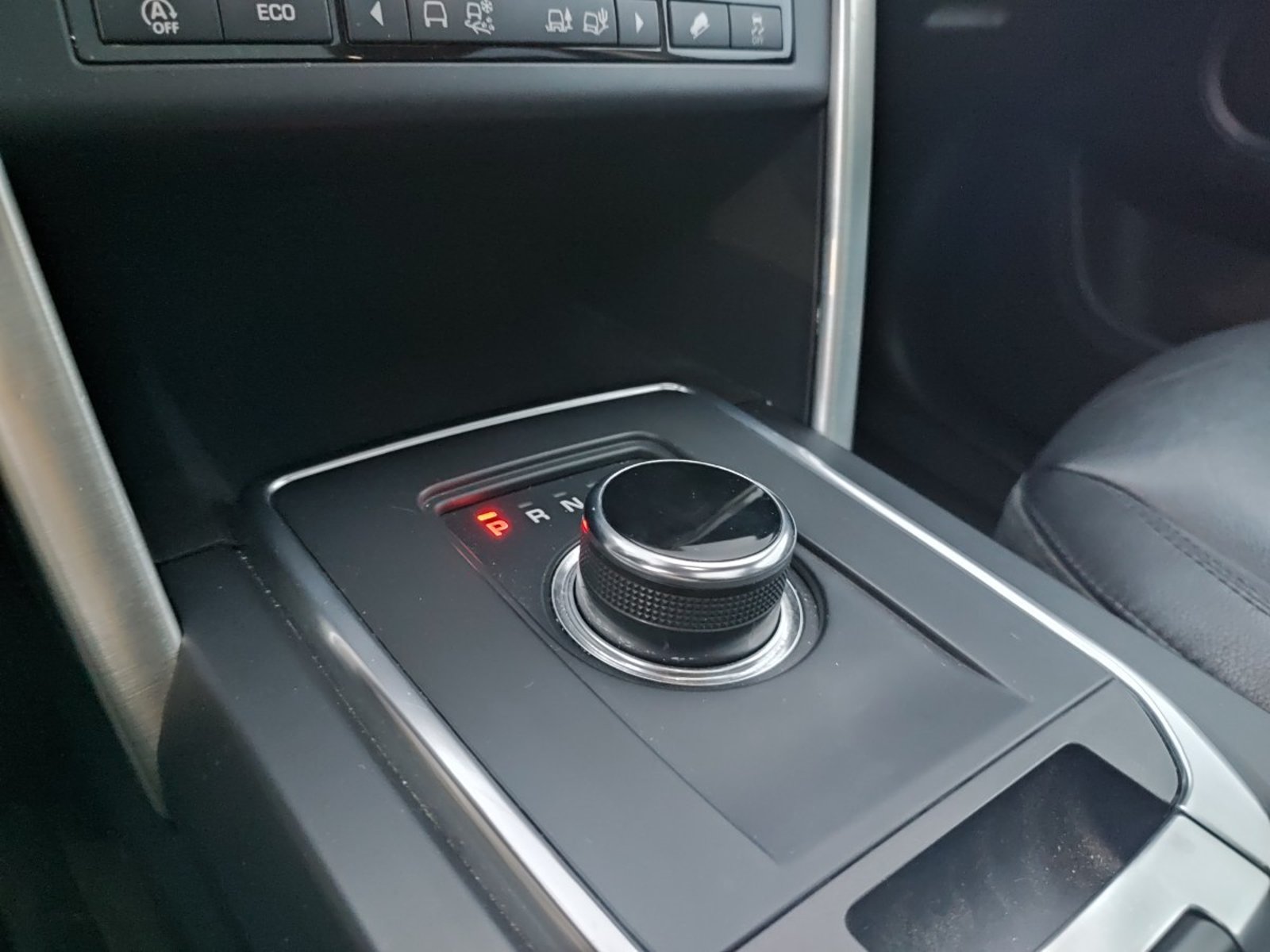 LAND ROVER DISCOVERY SPORT 2.0 SE 4X4 2019 - Imagen 14 de 17