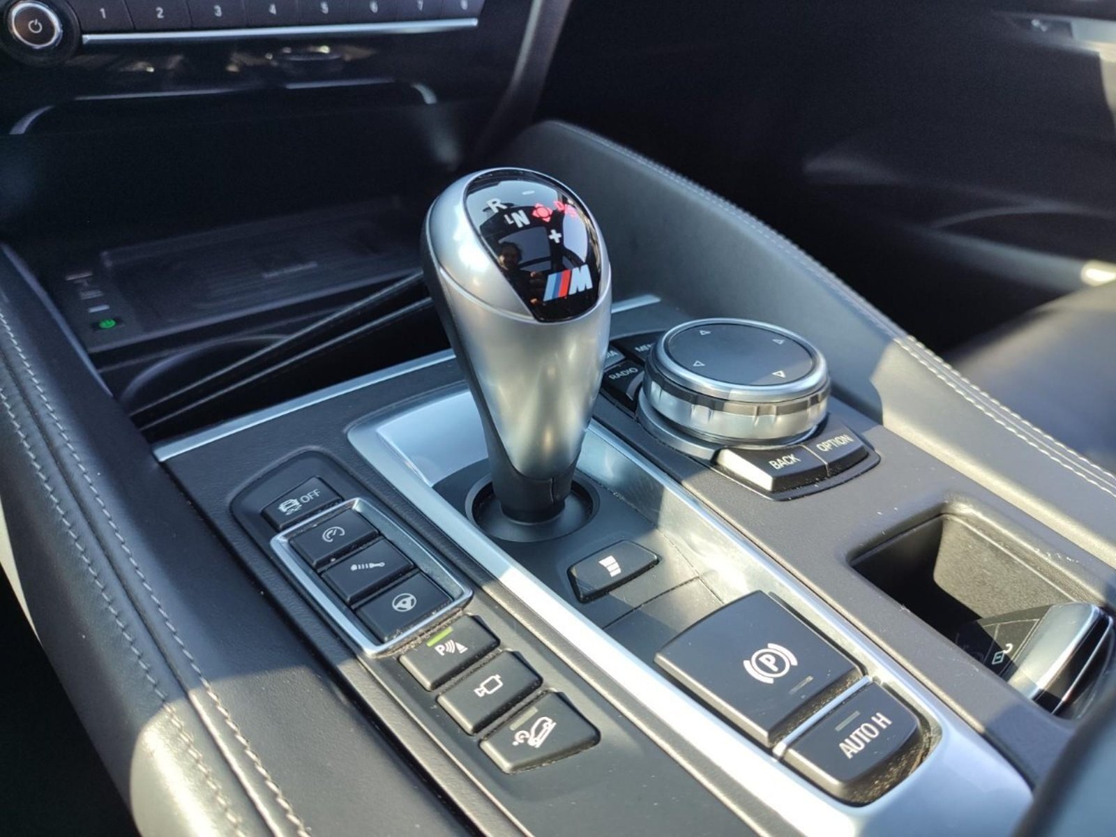 BMW X5 M 4.4 V8 AT 2016 - Imagen 14 de 17