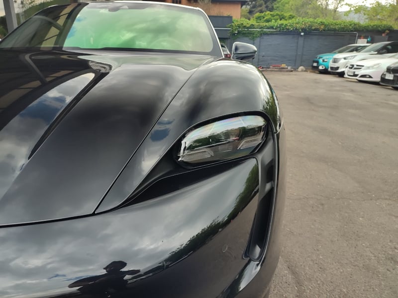 Porsche TAYCAN TURBO 4WD 2021 - Imagen 3 de 18