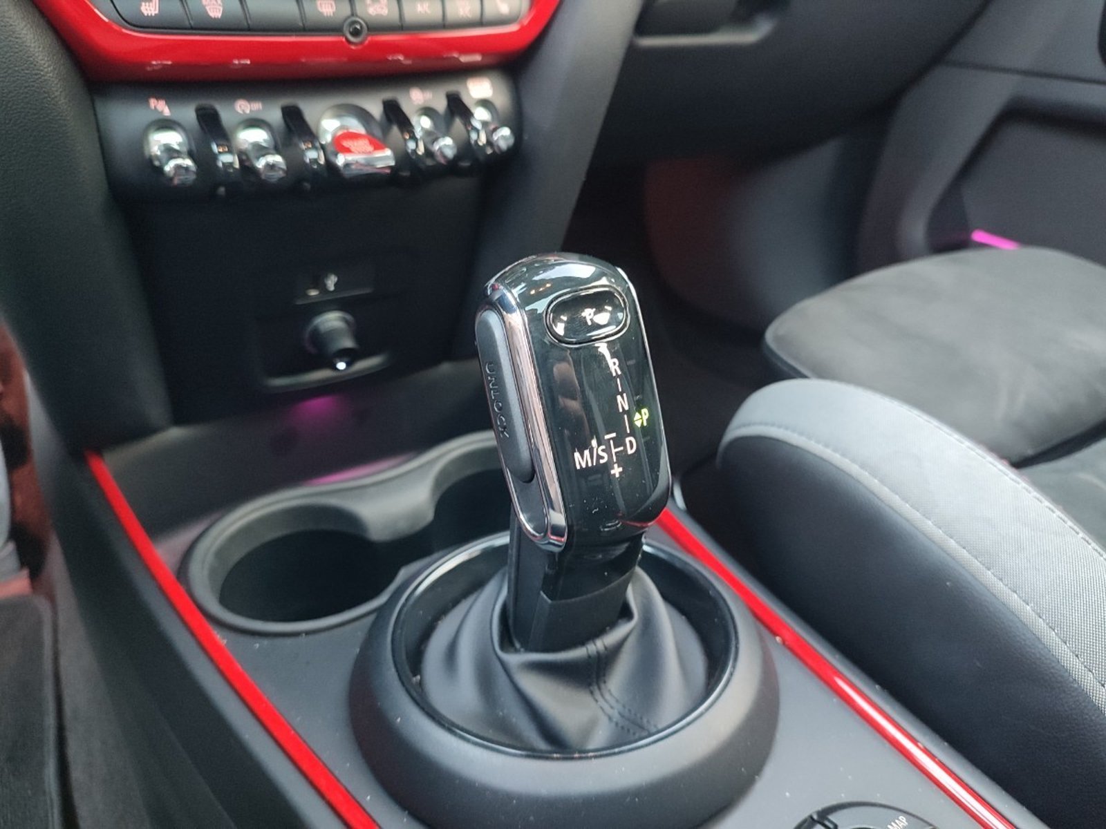 MINI COUNTRYMAN JCW ALL4 2.0 2022 - Imagen 15 de 18