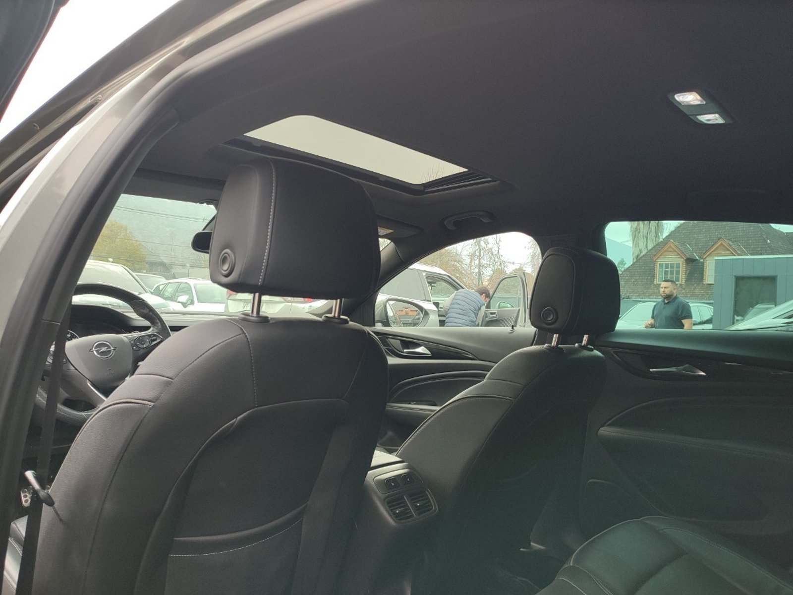 Opel INSIGNIA GS INNOVATION 2.0 AT 2020 - Imagen 13 de 17