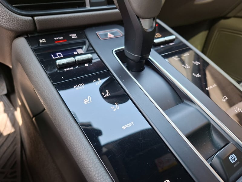 Porsche MACAN R4 2.0 4WD AT 2024 - Imagen 15 de 17