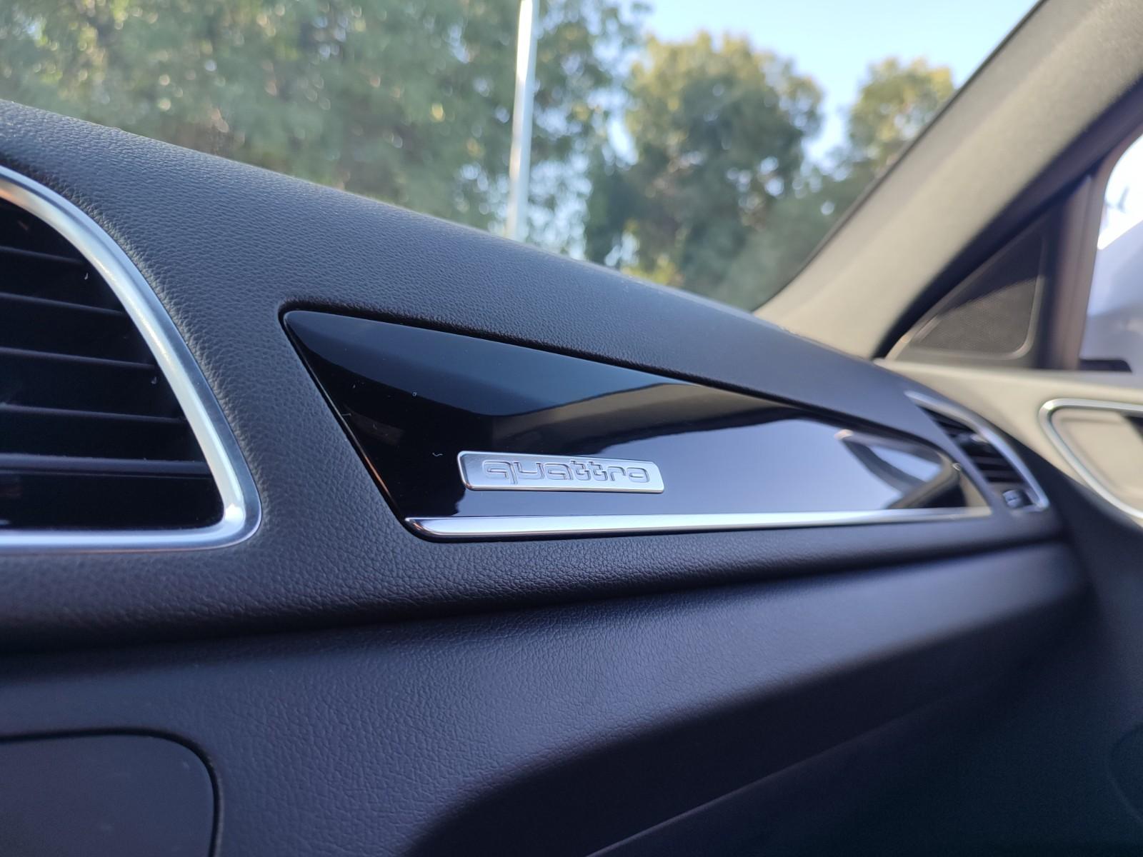 AUDI Q3 2.0 TFSI QUATTRO SLINE 2018 - Imagen 17 de 18