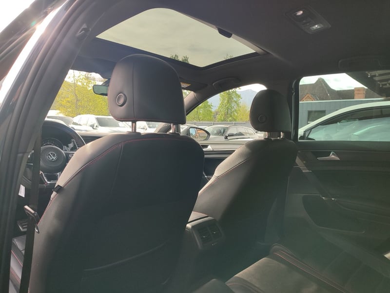 Volkswagen GOLF GTI 2.0 TSI DSG 2018 - Imagen 11 de 16