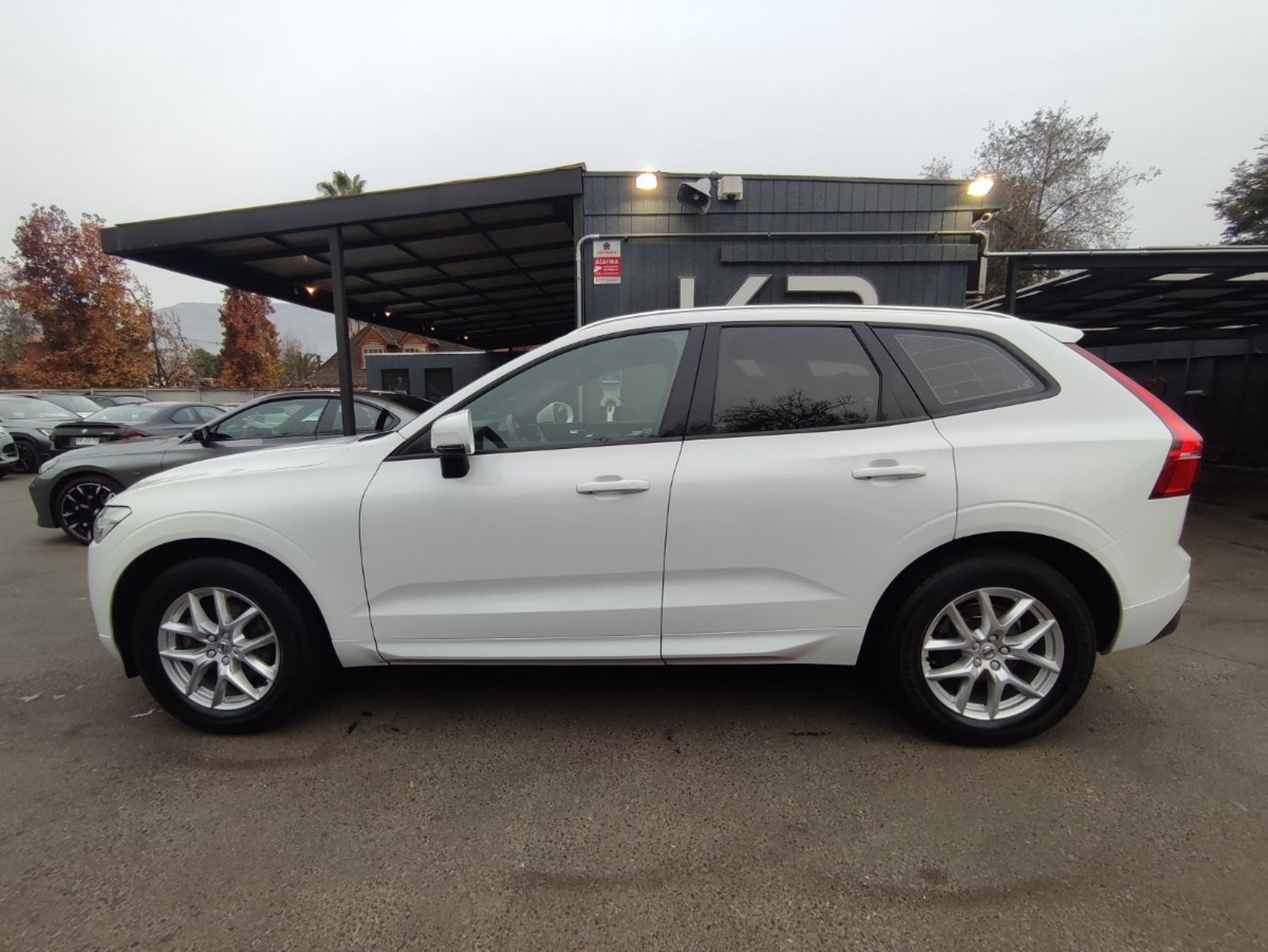 VOLVO XC60 T5 KINETIC AWD 2.0 2018 - Imagen 5 de 16