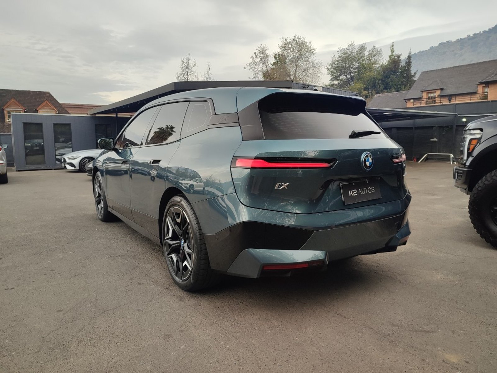 BMW IX XDRIVE 40 ATELIER 4WD 2023 - Imagen 6 de 18