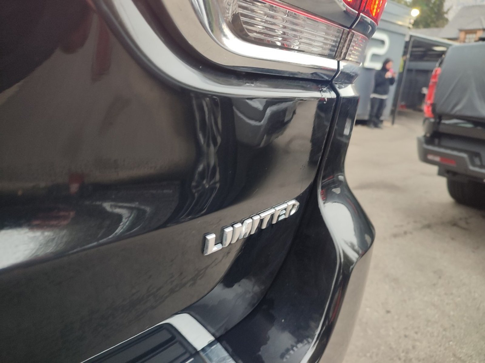 JEEP GRAND CHEROKEE LIMITED LX 3.6 4X4 2021 - Imagen 6 de 18