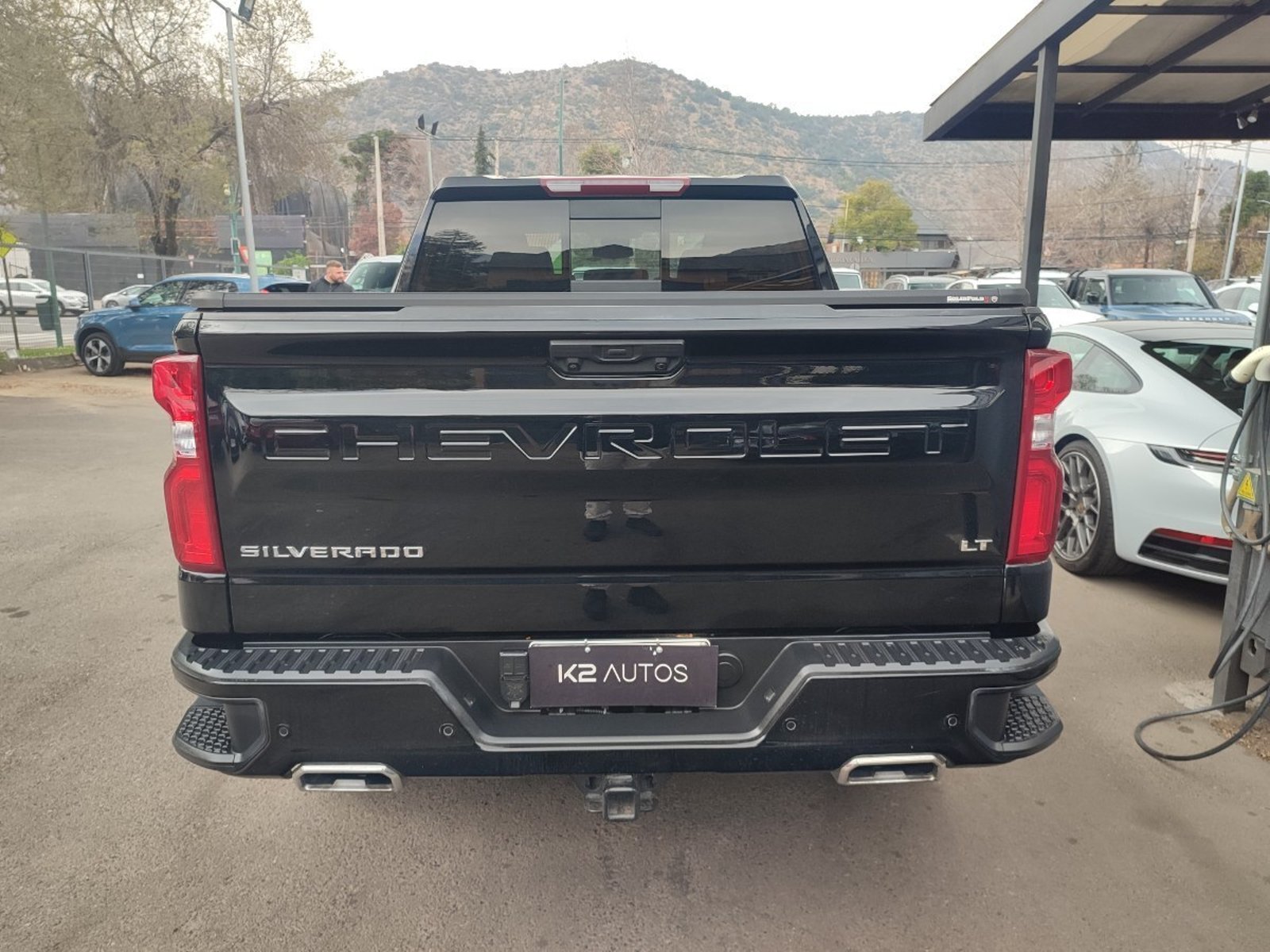 Chevrolet SILVERADO TRAIL BOSS Z71 5.3 4X4 2023 - Imagen 8 de 16