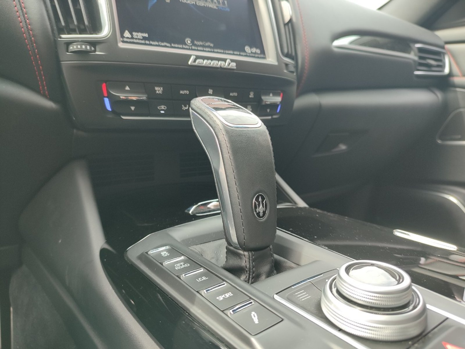 Maserati LEVANTE GRANSPORT 3.0 Q4 AT 2021 - Imagen 14 de 18