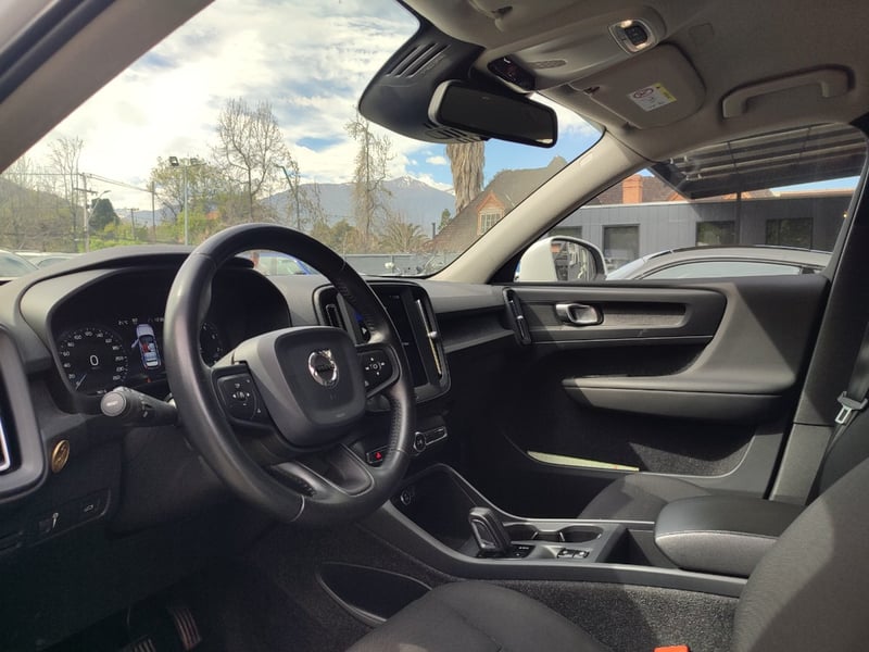 Volvo XC40 T4 KINECT 2.0 AT 2020 - Imagen 10 de 17