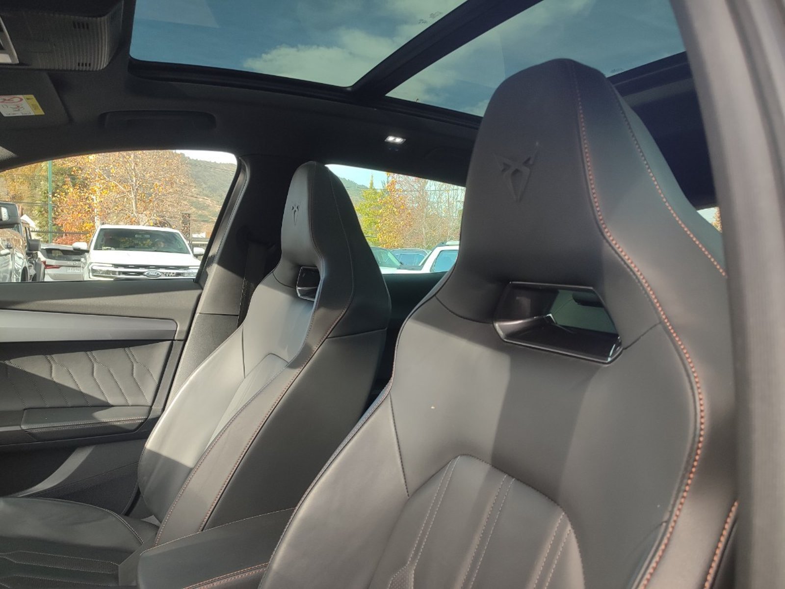 CUPRA FORMENTOR 2.0 DSG 190 HP 2024 - Imagen 12 de 17