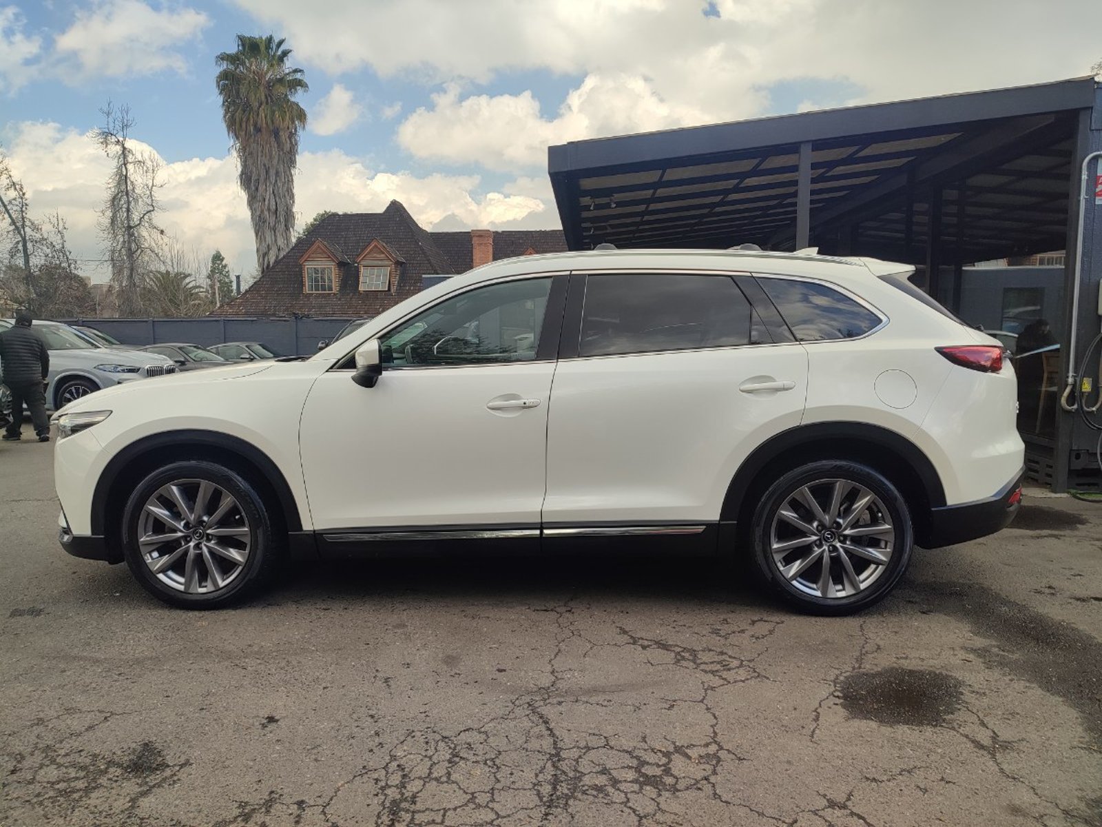 Mazda CX-9 GTX 2.5 SKYACTIV 4X4 2023 - Foto 4 de 18