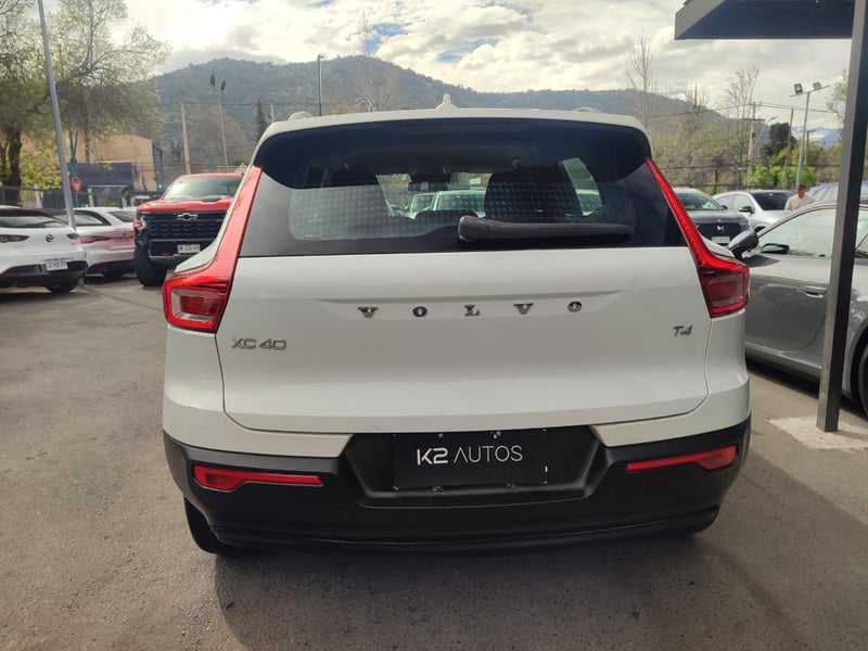 Volvo XC40 T4 KINECT 2.0 AT 2020 - Imagen 7 de 17
