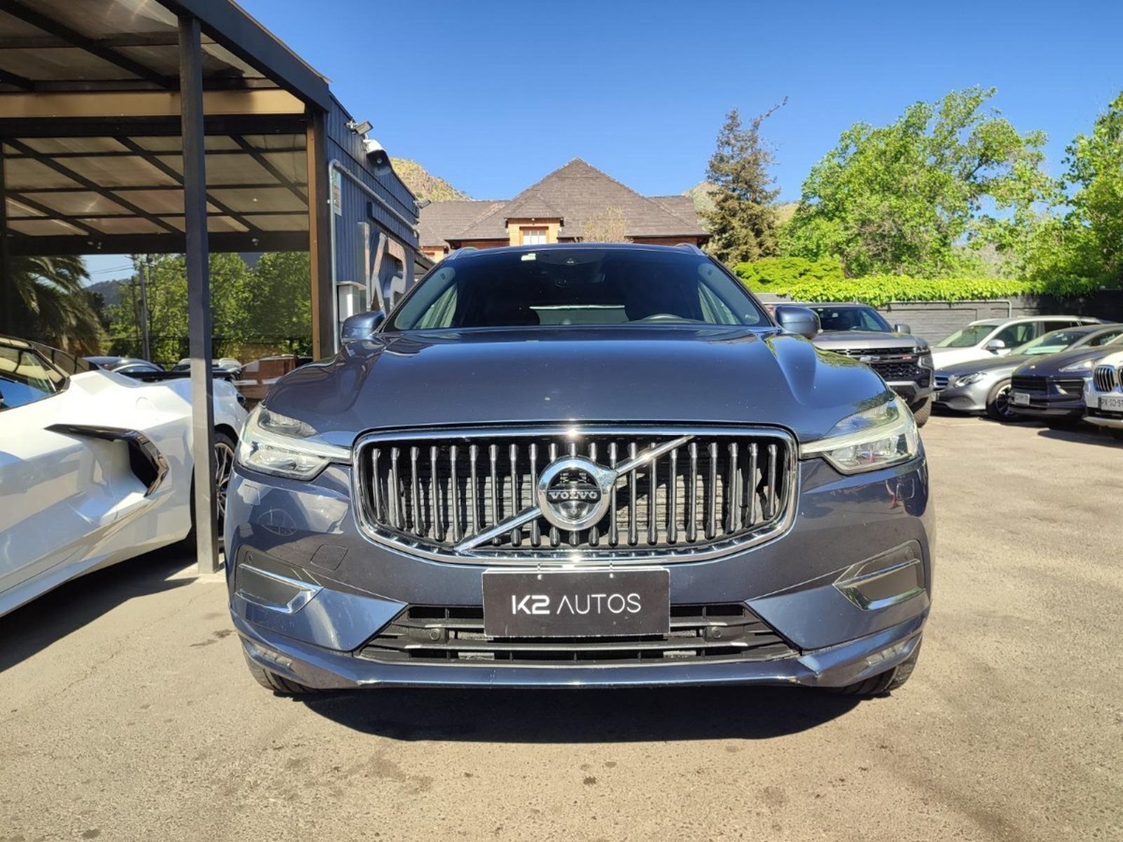 Volvo XC60 D5 INSCRIPTION 2.0 4WD 2018 - Foto 2 de 17