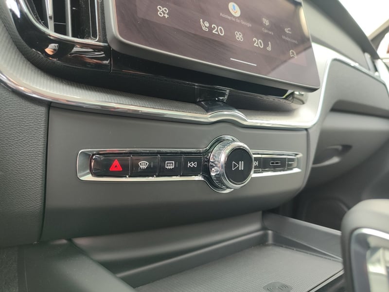 Volvo XC60 T8 CORE 4WD 2.0 2026 - Imagen 18 de 20