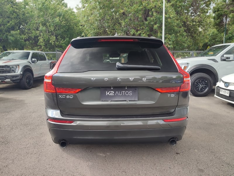 Volvo XC60 II T5 MOMENTUM 2.0 2021 - Imagen 7 de 20