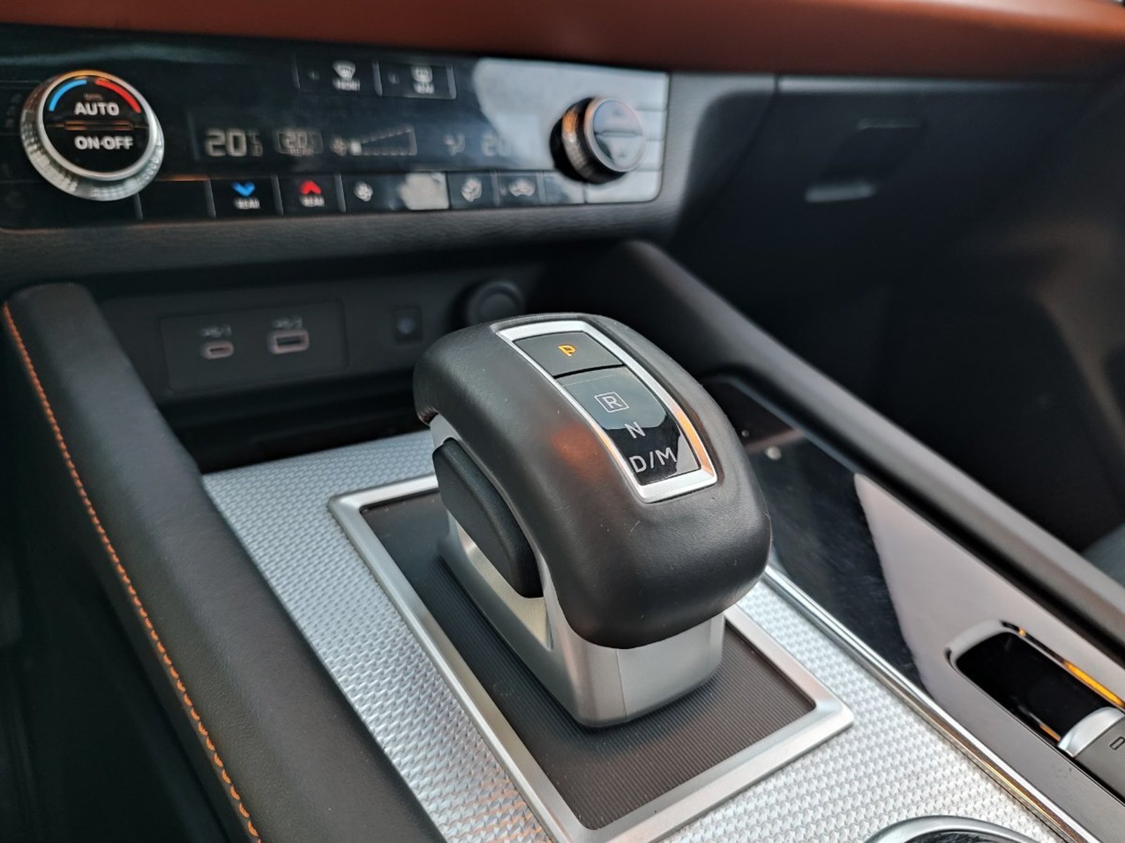 MITSUBISHI OUTLANDER GLS LIMITED 2.5 4X4 AT 2026 - Imagen 15 de 18