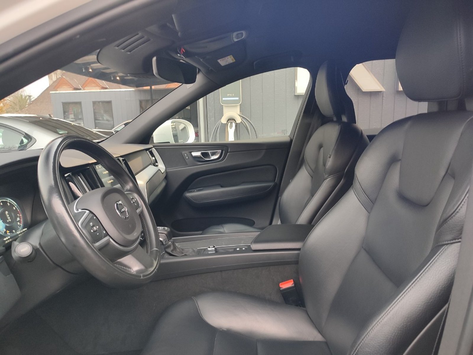 VOLVO XC60 T5 KINETIC AWD 2.0 2018 - Imagen 11 de 16