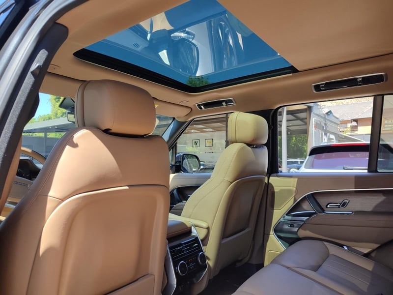 Land Rover RANGE ROVER HSE D350 3.0 4WD 2026 - Imagen 15 de 16