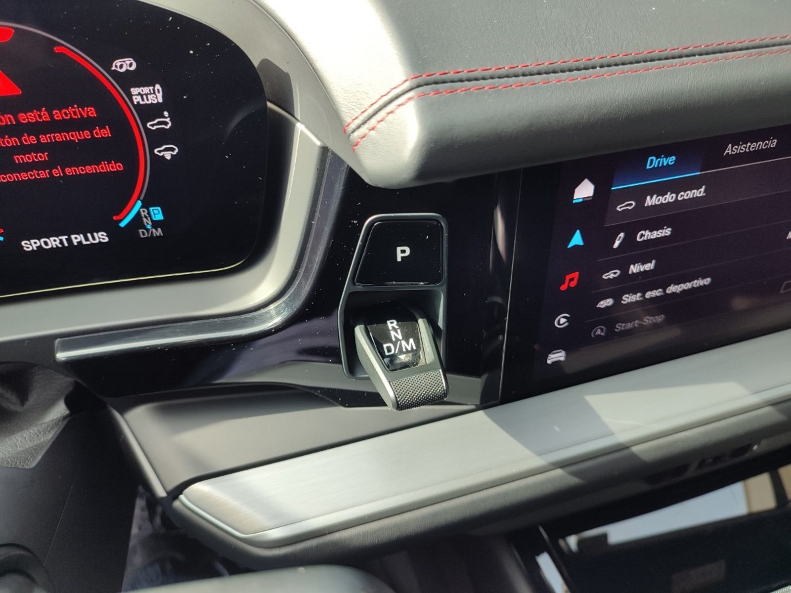 PORSCHE CAYENNE COUPE GTS 4.0 V8 4WD 2025 - Imagen 16 de 19