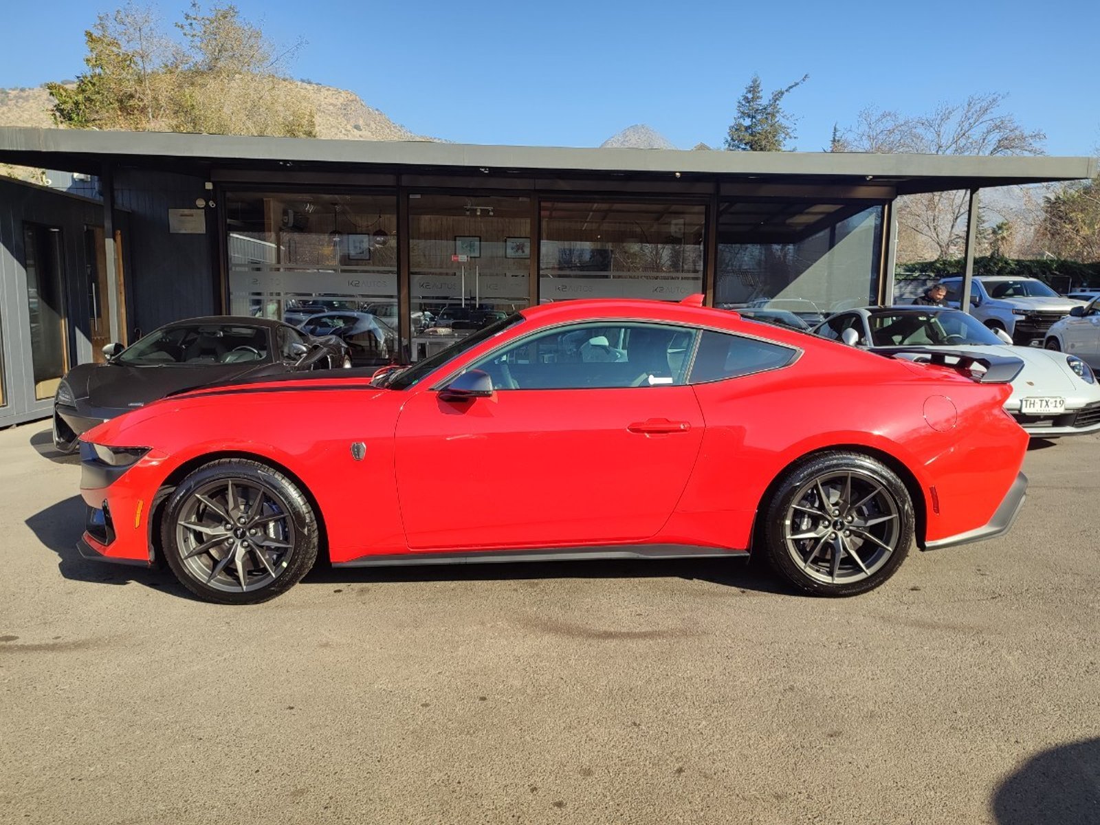 FORD MUSTANG DARK HORSE 5.0 2026 - Foto 5 de 18