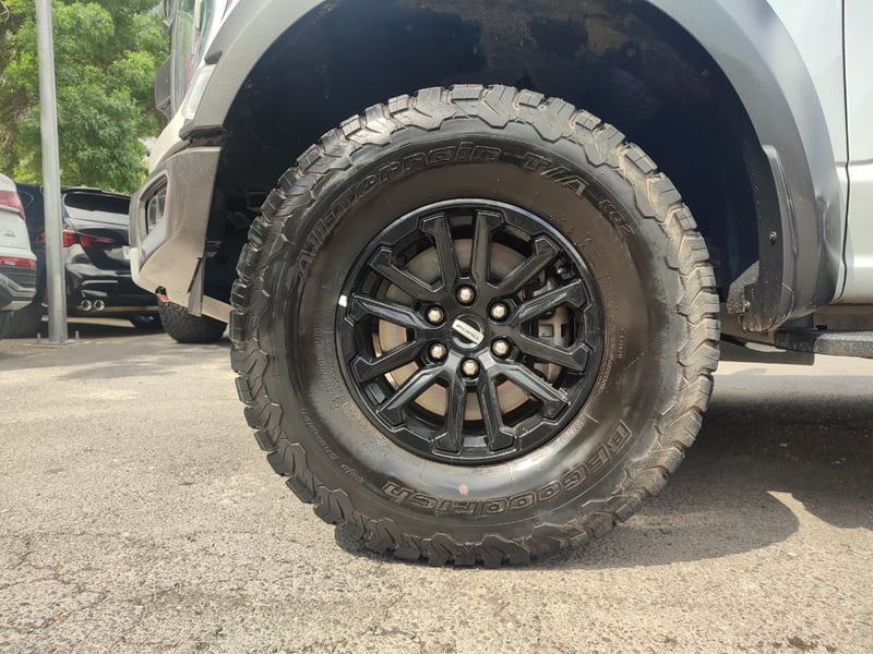 Ford F-150 RAPTOR 3.5 ECOBOOST 4WD 2024 - Imagen 4 de 18