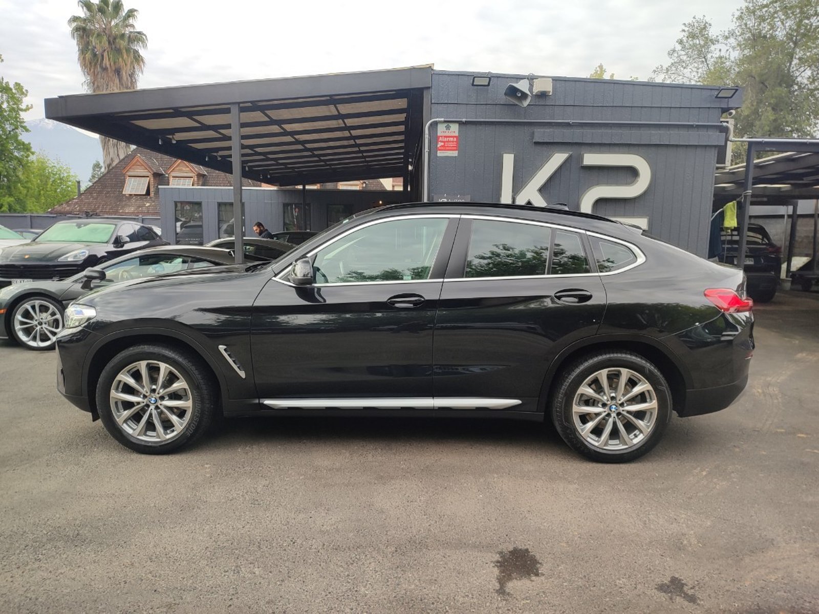 BMW X4 XDRIVE 20I HERITAGE LCI 2.0 2023 - Foto 5 de 18