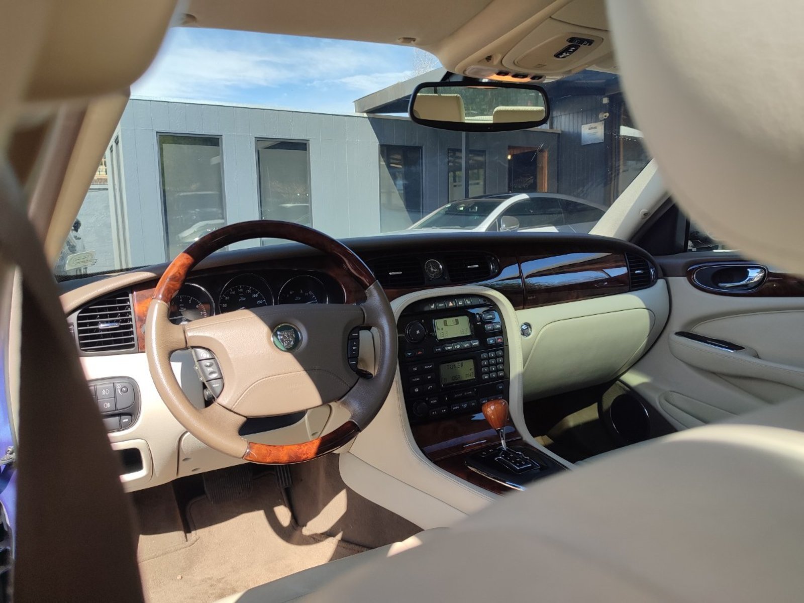 Jaguar XJ8 4.2 V8 SE 2005 - Imagen 12 de 20